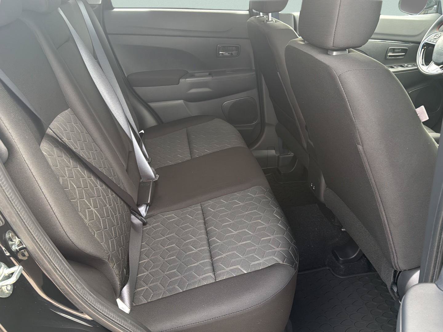 New 2026 Mitsubishi Outlander Sport LE AWD/4WD image 23