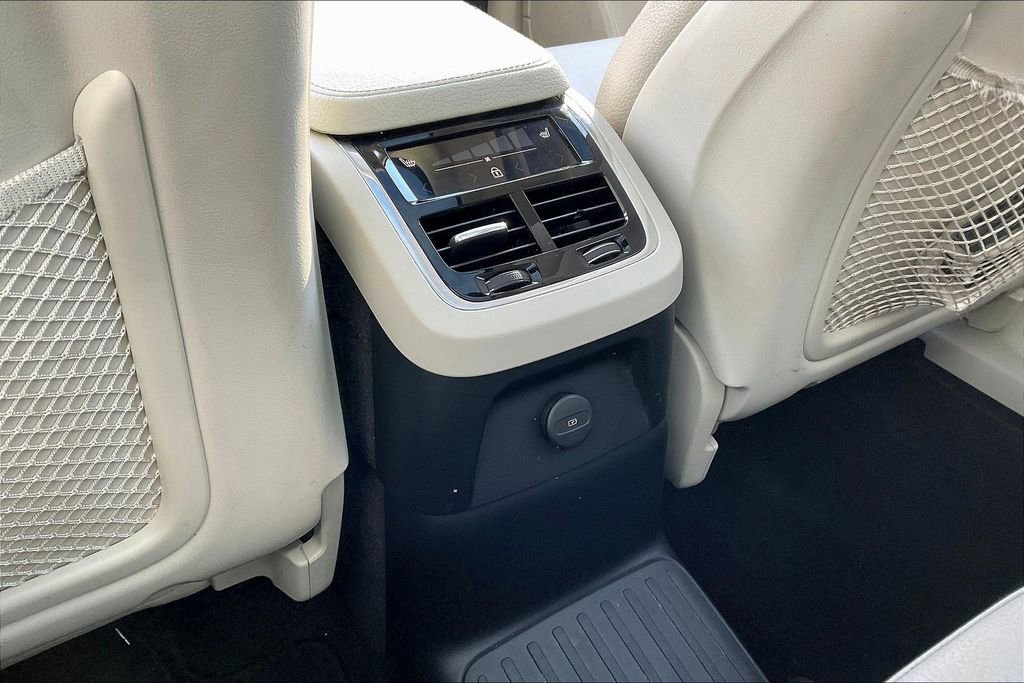 Used 2022 Volvo XC90 T8 Inscription Expression AWD/4WD image 25