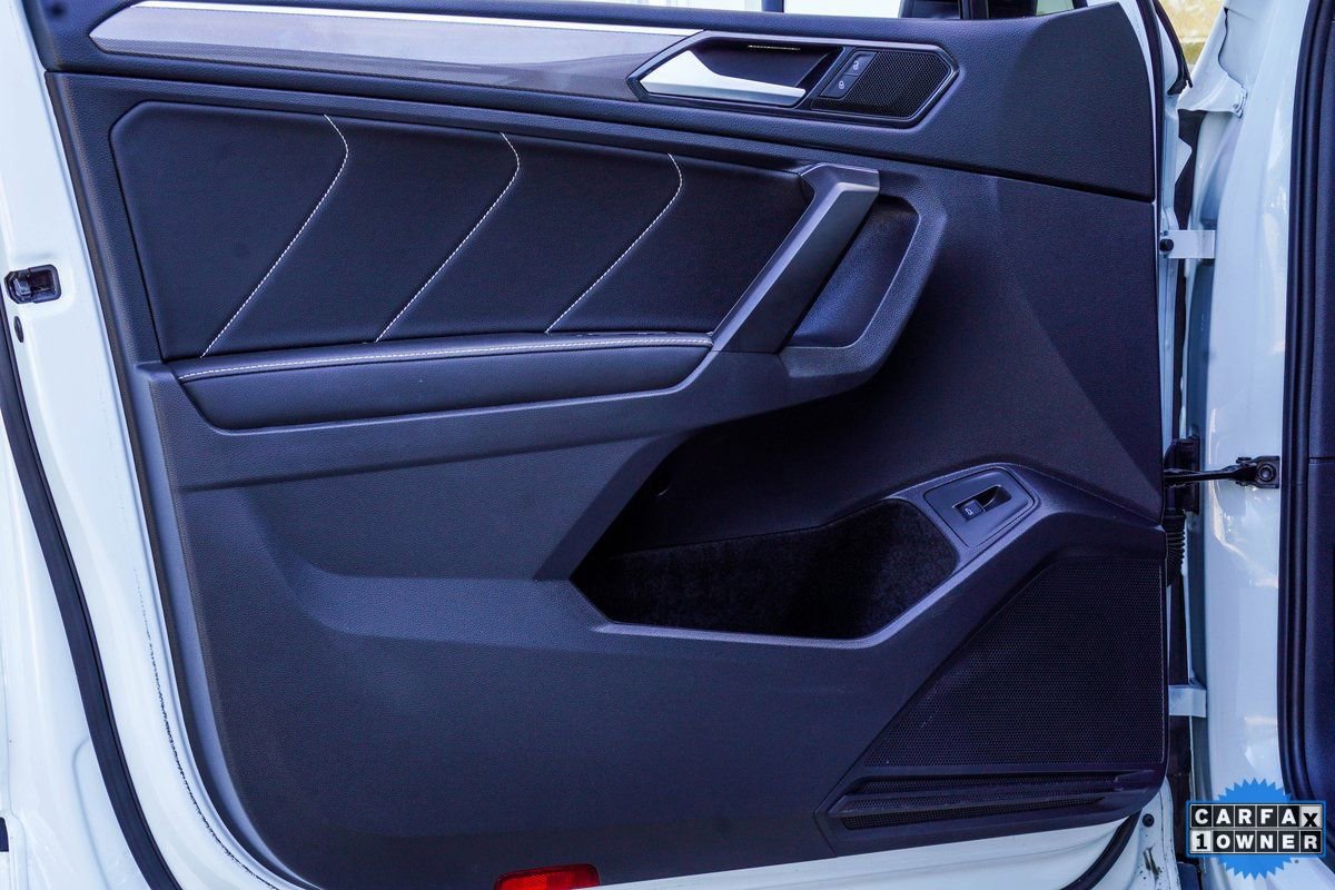 Used 2022 Volkswagen Tiguan SE R-Line image 15