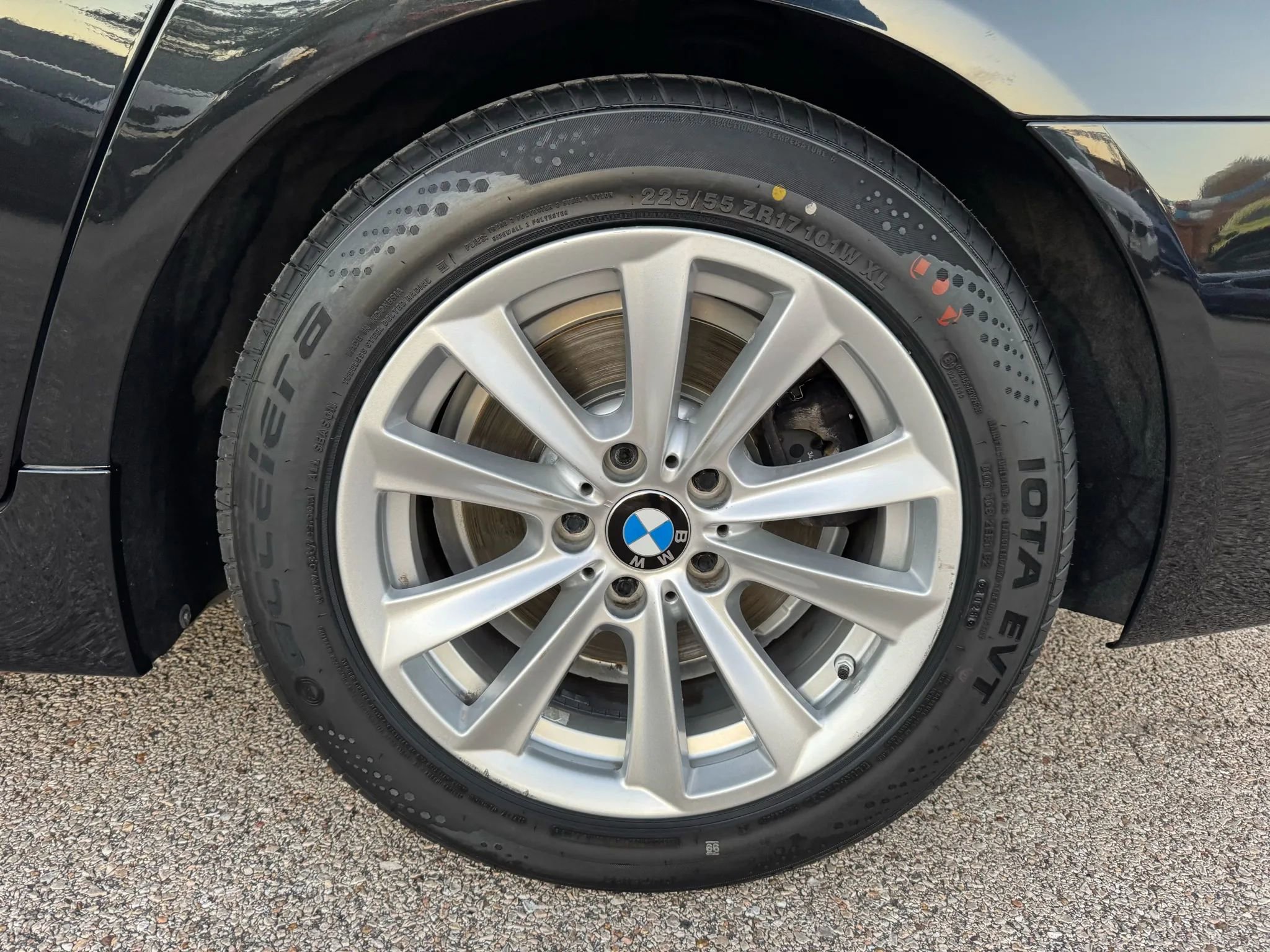 Used 2016 BMW 528i Sedan image 14