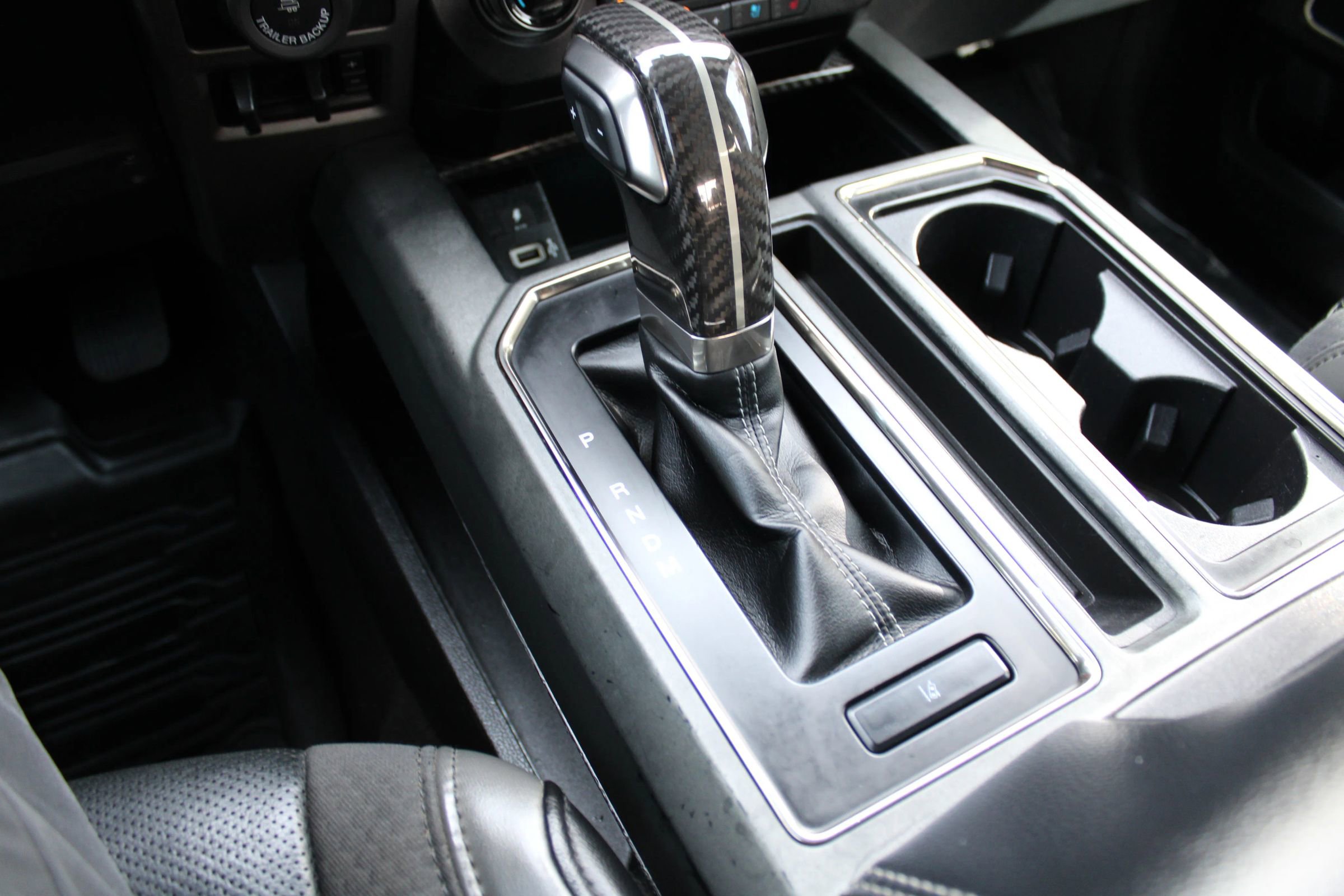 Used 2020 Ford F150 Raptor w/ Equipment Group 802A Luxury image 12