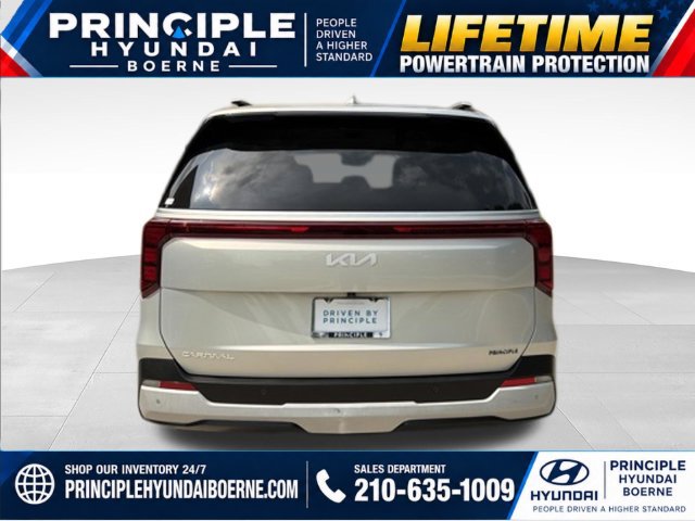 Used 2025 Kia Carnival EX FWD image 3