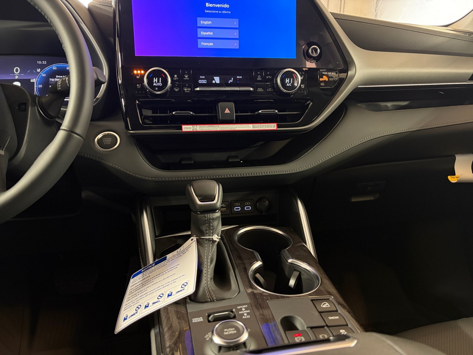 New 2026 Toyota Highlander Limited AWD/4WD image 12