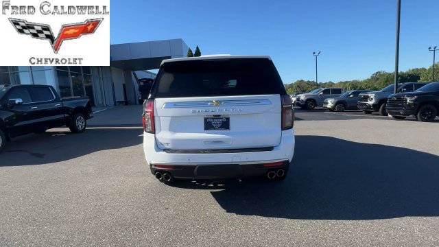 Used 2024 Chevrolet Suburban High Country w/ Advanced Technology Package AWD/4WD image 2