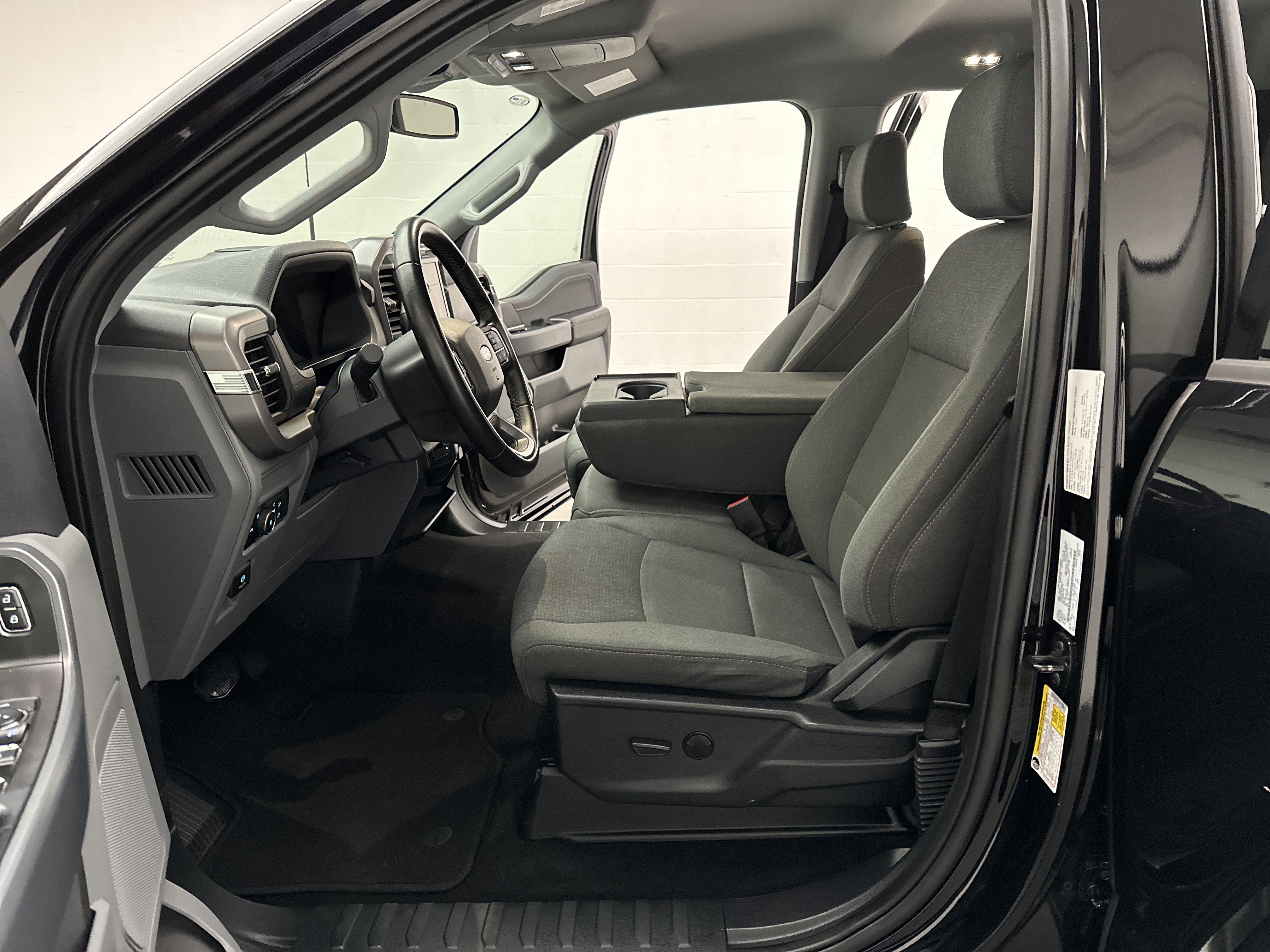 Used 2024 Ford F150 XLT AWD/4WD image 21