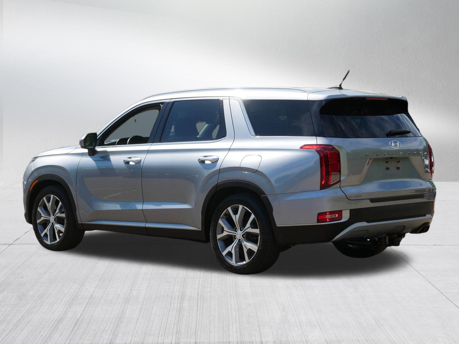 Used 2021 Hyundai Palisade SEL w/ Convenience Package AWD/4WD image 5