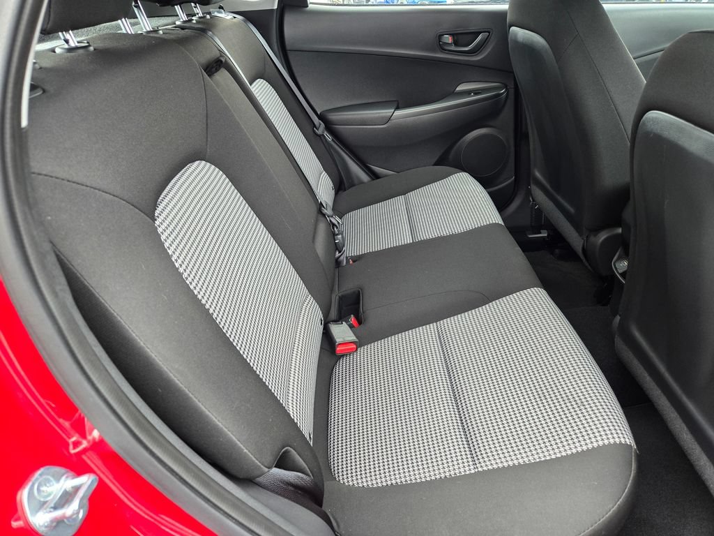 Used 2023 Hyundai Kona SE w/ Cargo Package AWD/4WD image 14