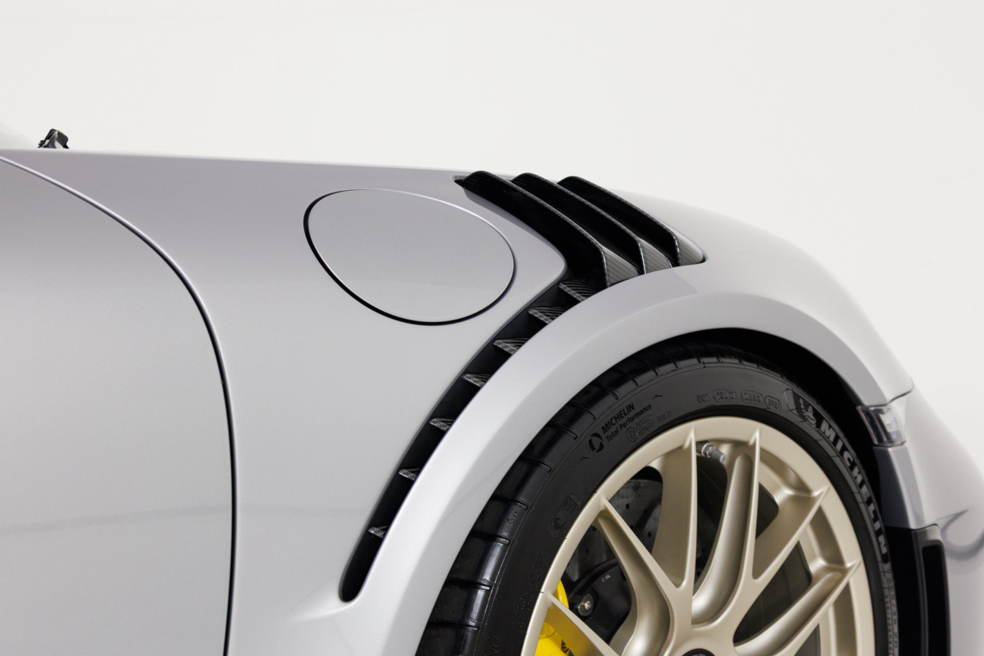 Used 2018 Porsche 911 GT2 RS RWD image 67