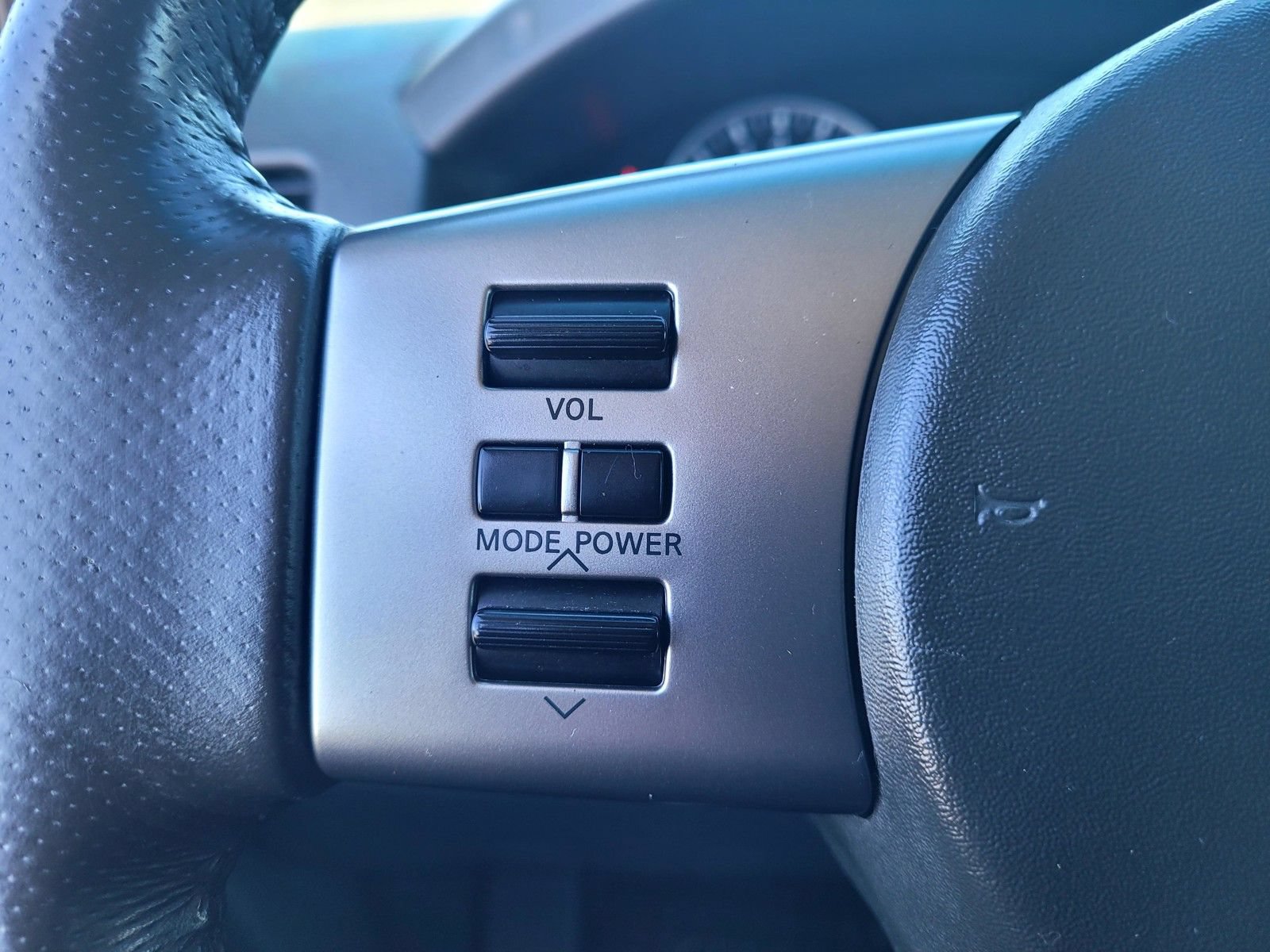 Used 2006 Nissan Frontier NISMO w/ (N01) Utility Bed Pkg AWD/4WD image 29