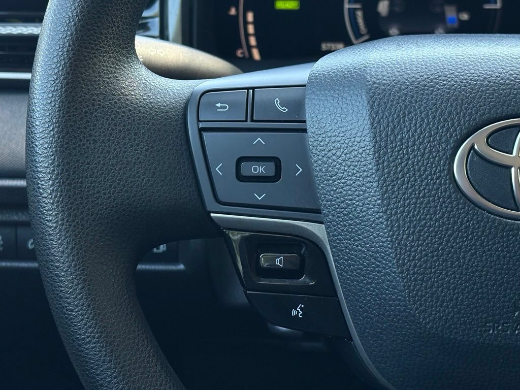 Used 2025 Toyota Camry LE FWD image 20