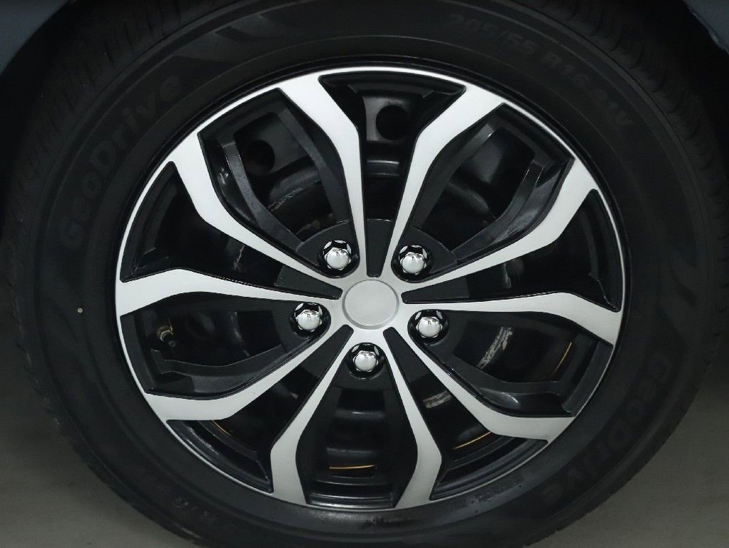 Used 2019 Toyota Corolla LE FWD image 36