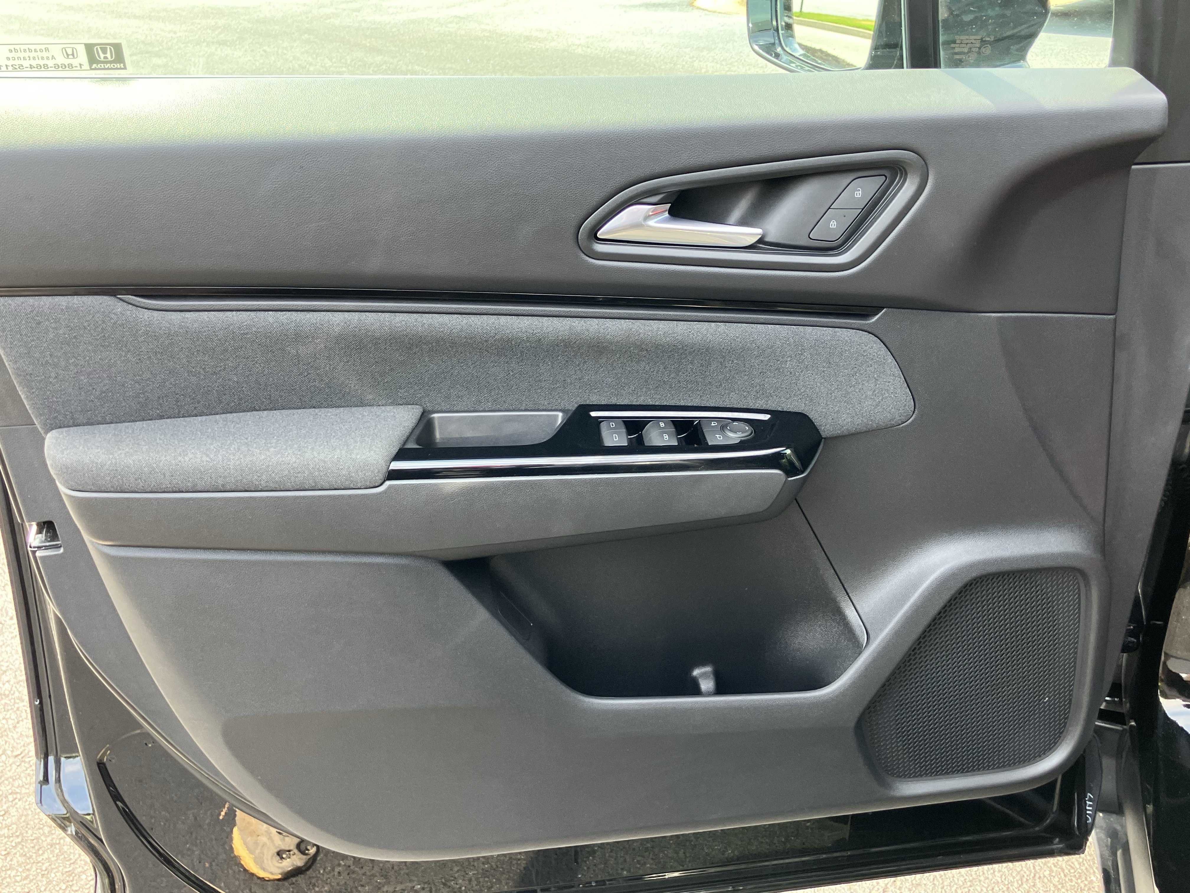 Used 2024 Honda Prologue EX image 14