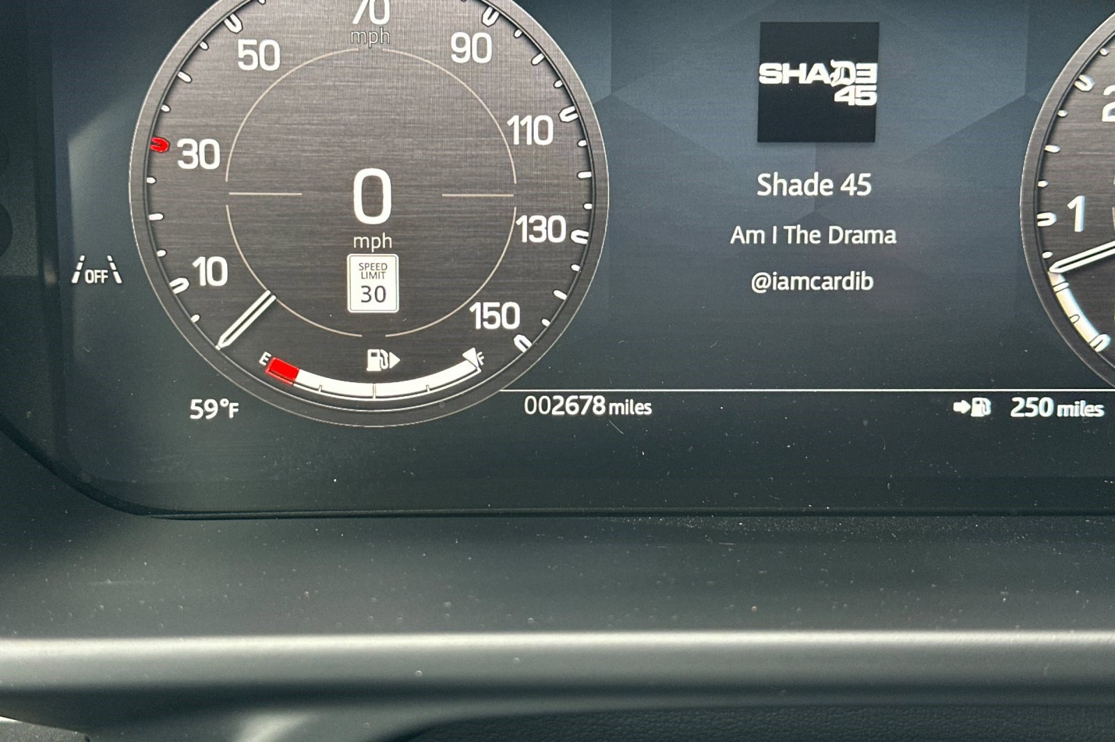 Used 2025 Land Rover Defender 130 S image 36