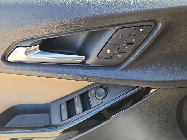 New 2027 Chevrolet Equinox ACTIV w/ Convenience Package III FWD image 23