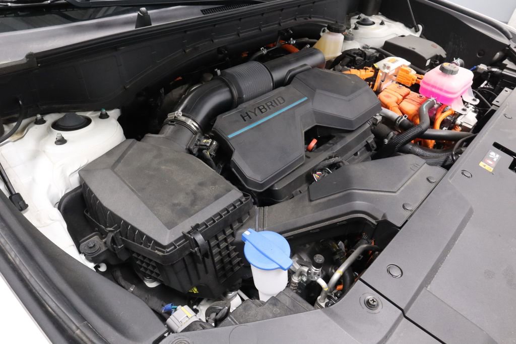 Used 2025 Hyundai Santa Fe SEL AWD/4WD image 14