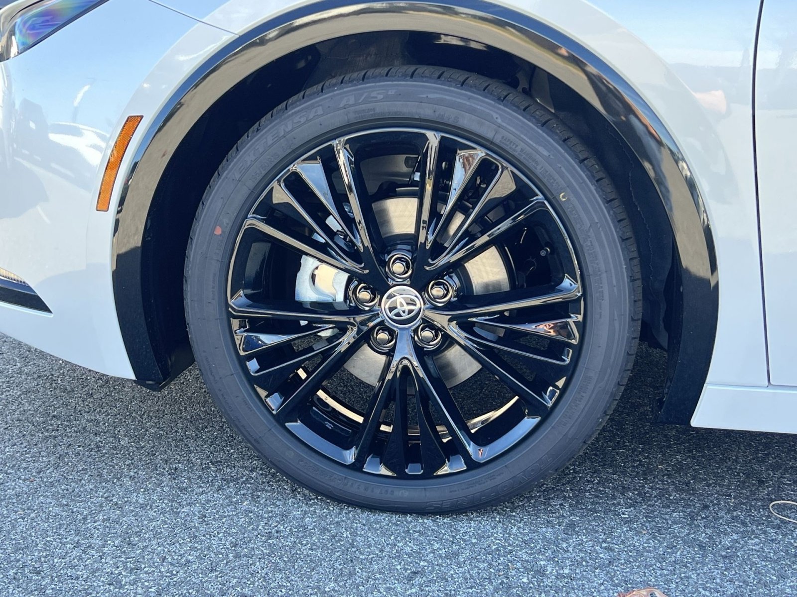 New 2026 Toyota Prius Plug-In Hybrid image 5