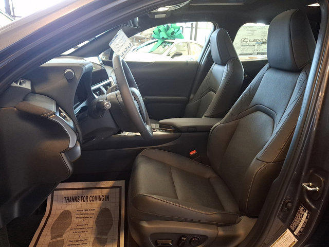 New 2026 Lexus UX 300h AWD image 8