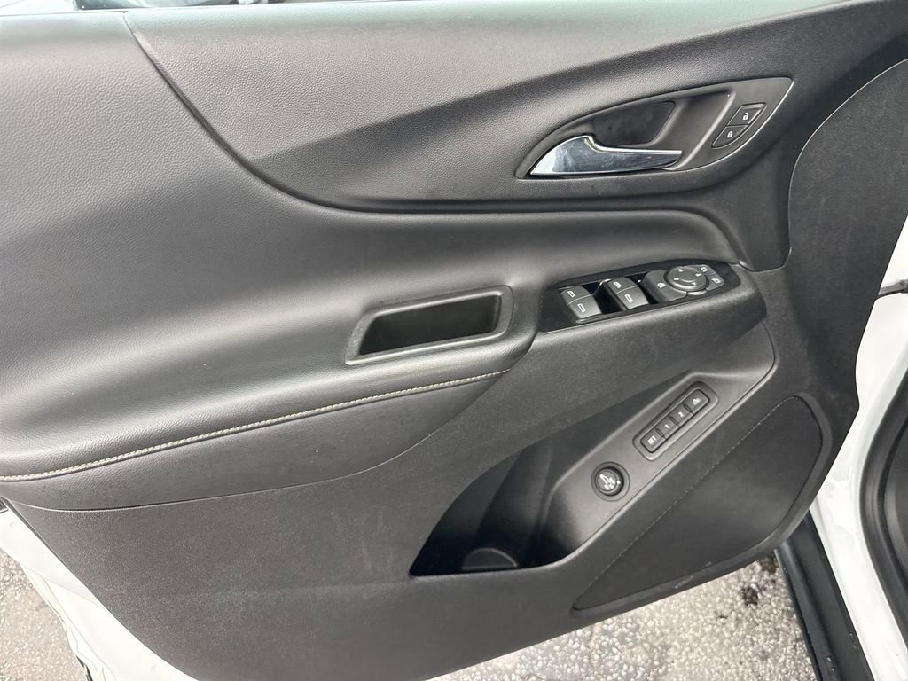 Used 2022 Chevrolet Equinox Premier image 20