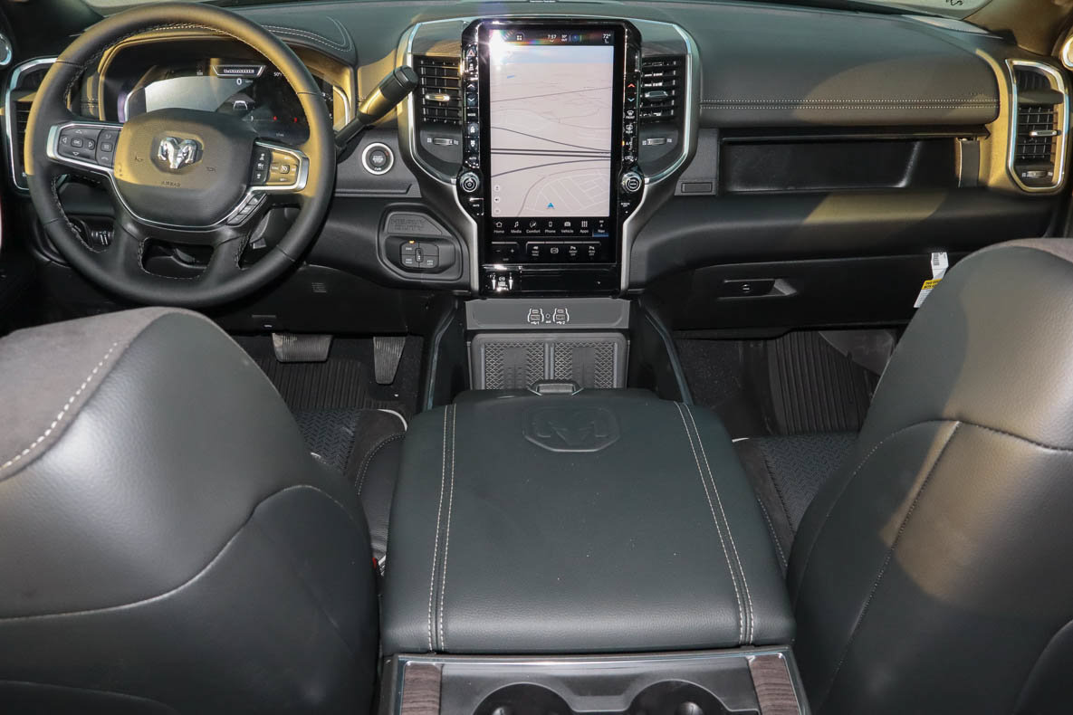 New 2027 RAM 3500 Laramie AWD/4WD image 23