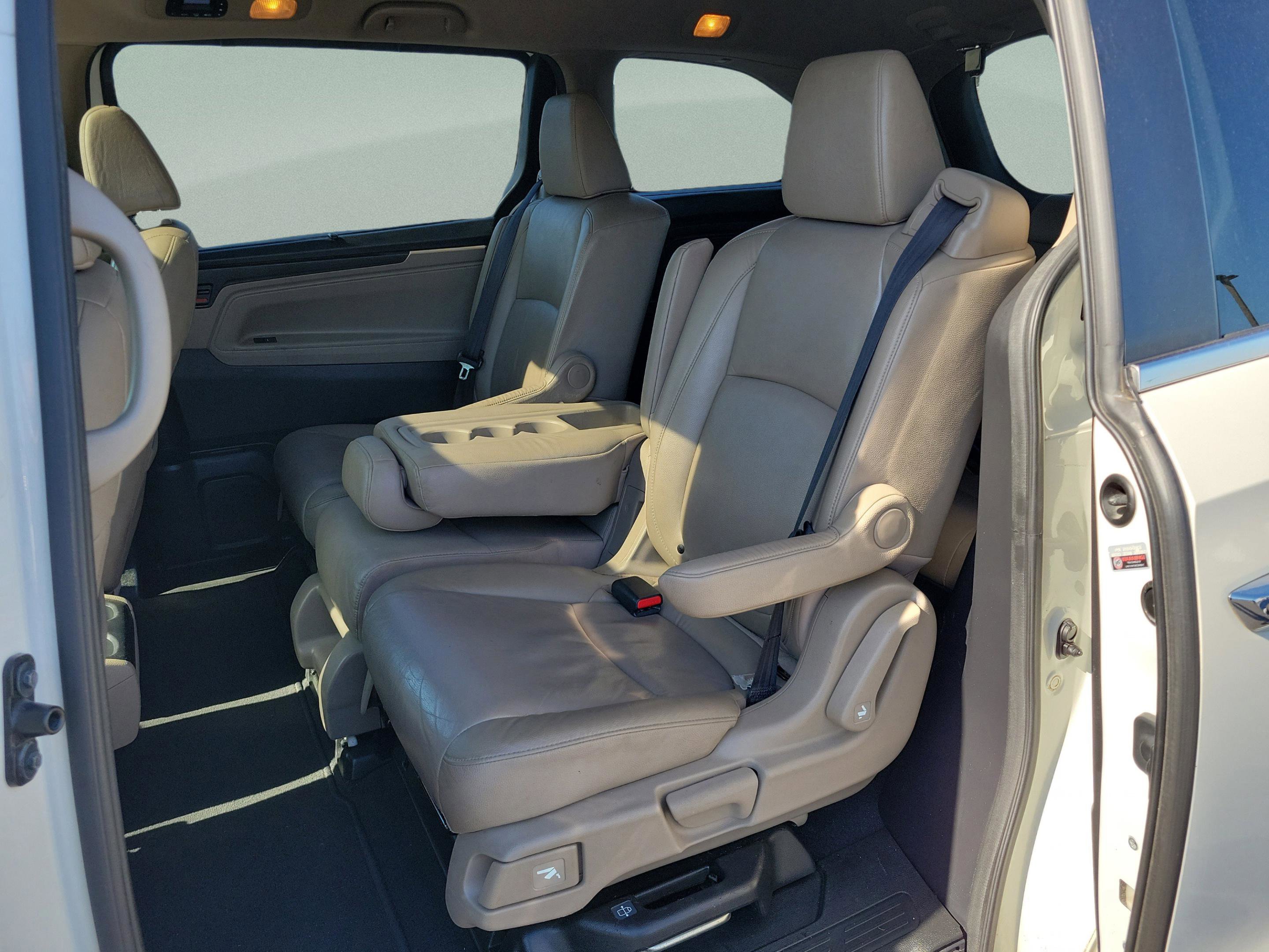 Used 2019 Honda Odyssey EX-L image 11