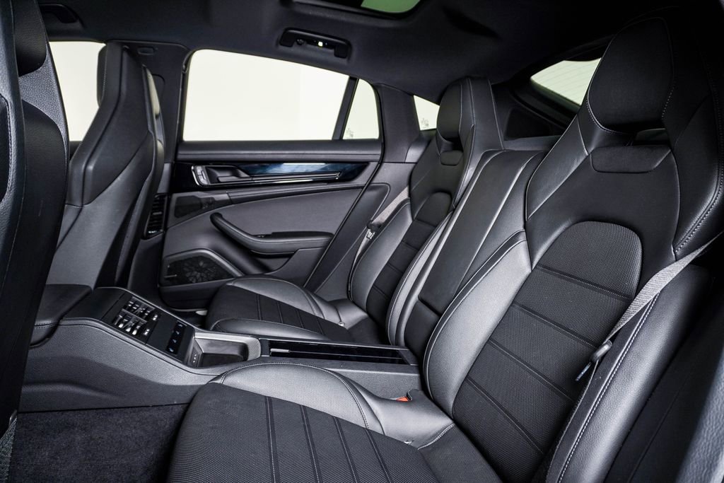 Used 2024 Porsche Panamera 4 AWD/4WD image 18
