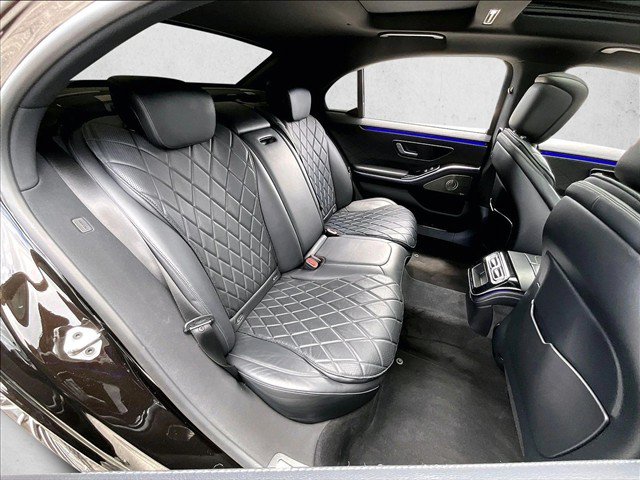 Used 2021 Mercedes-Benz S 580 4MATIC Sedan w/ AMG Line image 28