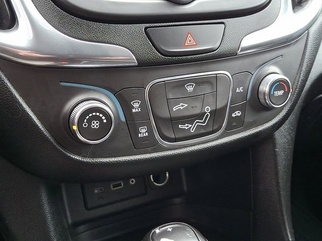 Used 2019 Chevrolet Equinox LT image 18