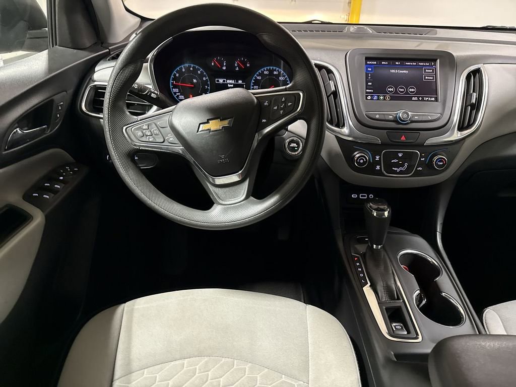 Used 2020 Chevrolet Equinox LS w/ LS Convenience Package AWD/4WD image 11