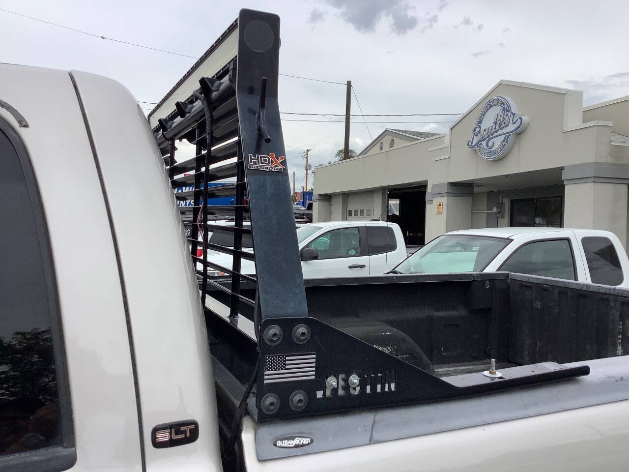 Used 2006 GMC Sierra 2500 SLE w/ Onstar Plus Package AWD/4WD image 29