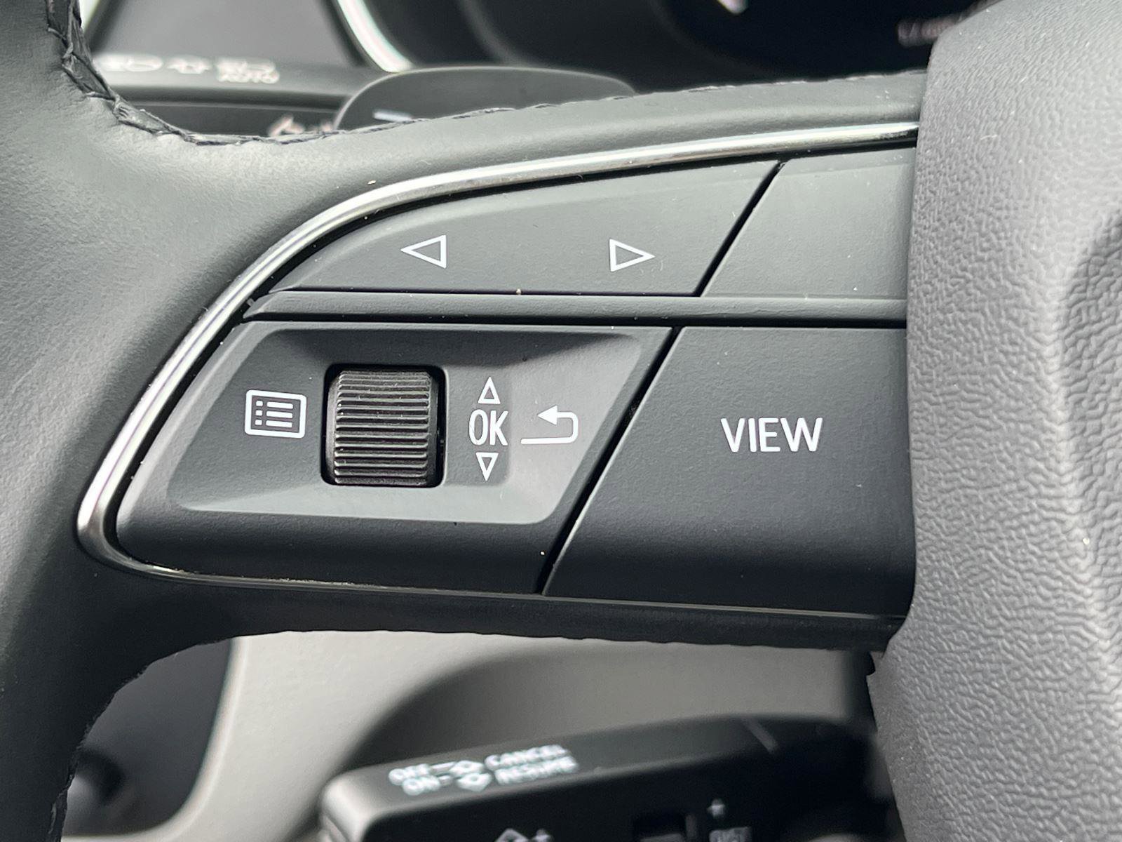 Used 2025 Audi Q5 2.0T Premium image 25