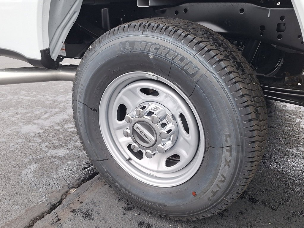 New 2026 Ford F250 XL image 22