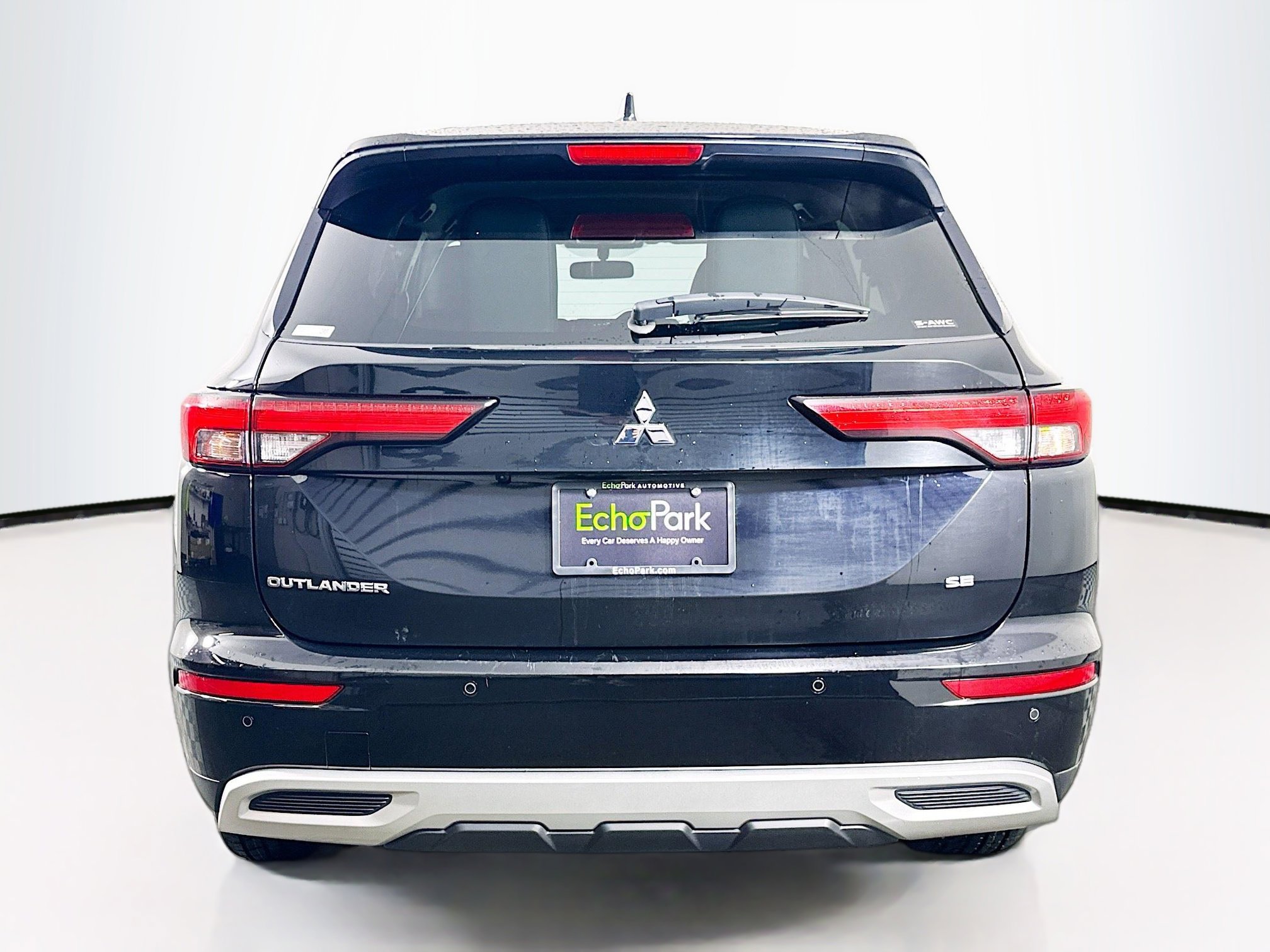 Used 2024 Mitsubishi Outlander SE AWD/4WD image 7