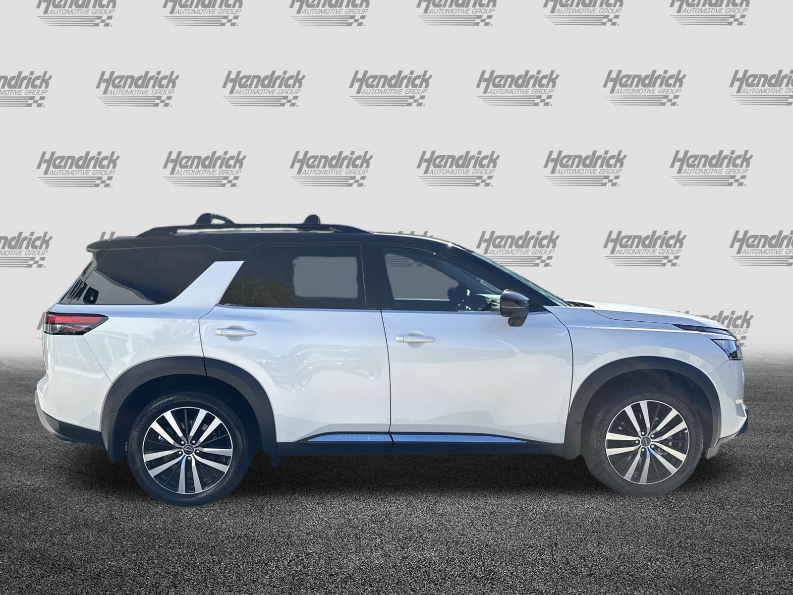 Used 2025 Nissan Pathfinder Platinum w/ Cargo Package AWD/4WD image 11