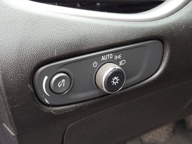 Used 2020 Chevrolet Malibu RS w/ LPO, Convenience Package 1 FWD image 9