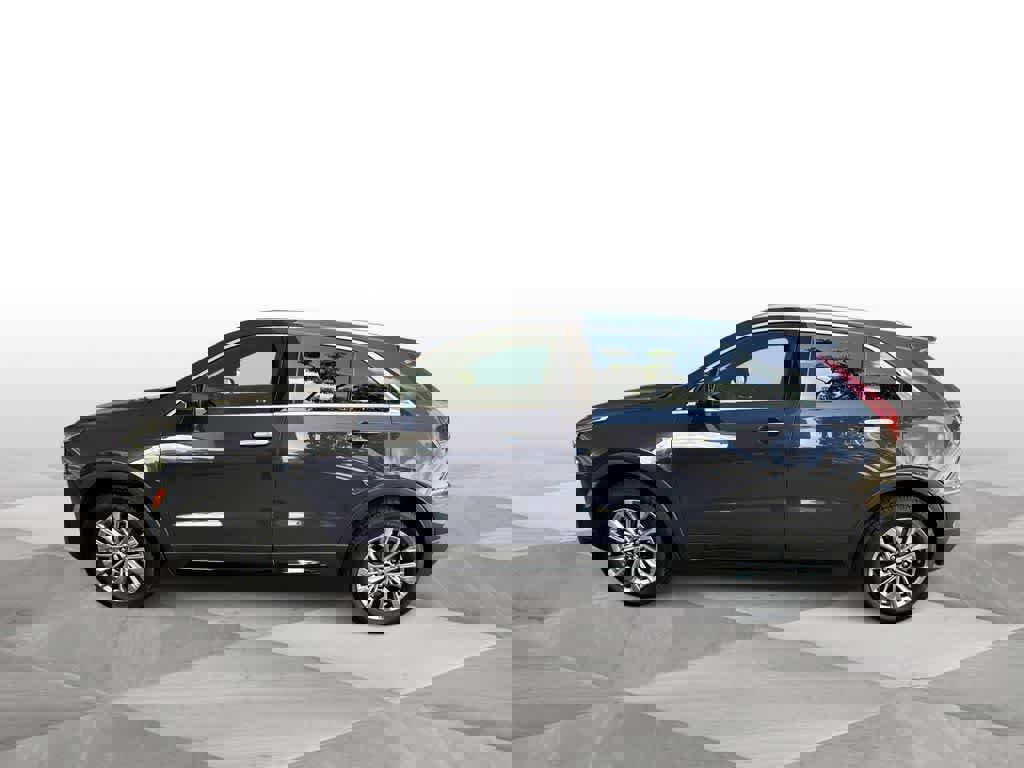 Used 2025 Cadillac XT4 Premium Luxury image 5