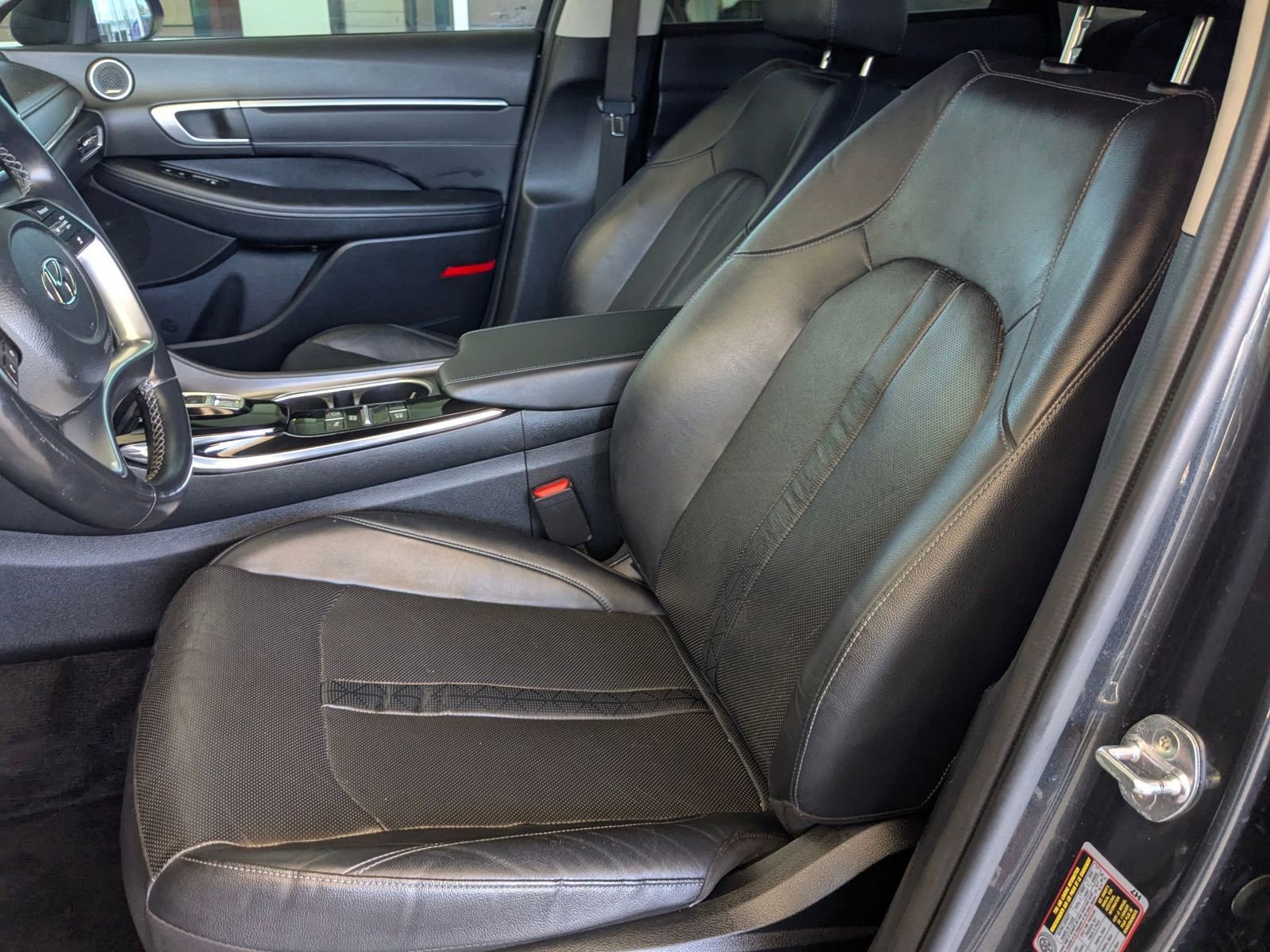 Used 2020 Hyundai Sonata Limited w/ Winter Weather Package FWD image 23