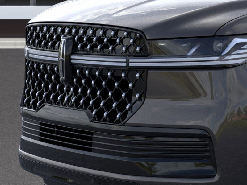 New 2025 Lincoln Navigator Black Label image 17