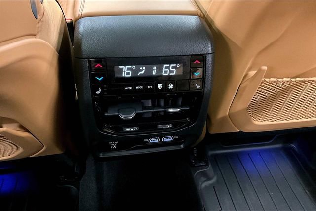 Used 2022 Jeep Grand Cherokee L Summit w/ Advanced Protech Group IV image 34