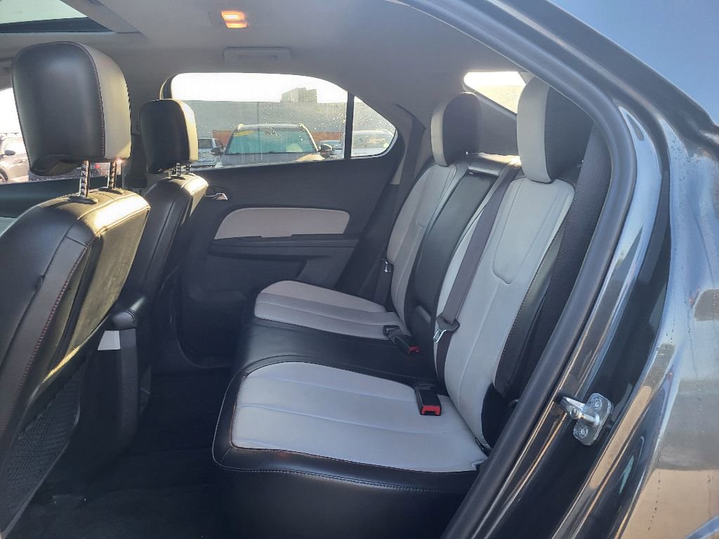Used 2017 Chevrolet Equinox Premier w/ Enhanced Convenience Package image 8