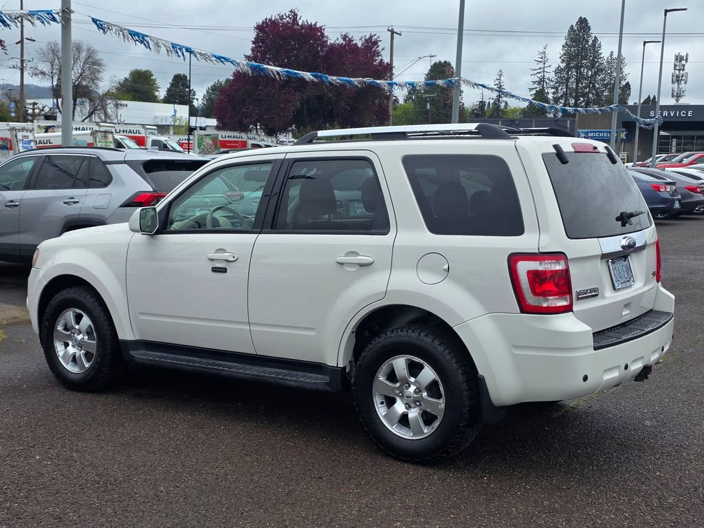 Used 2010 Ford Escape Limited AWD/4WD image 2