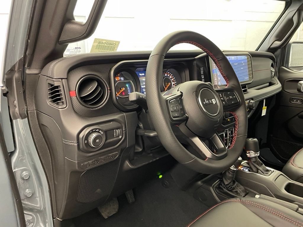 New 2026 Jeep Wrangler Unlimited Rubicon 392 w/ Quick Order Package 27X Moab AWD/4WD image 16
