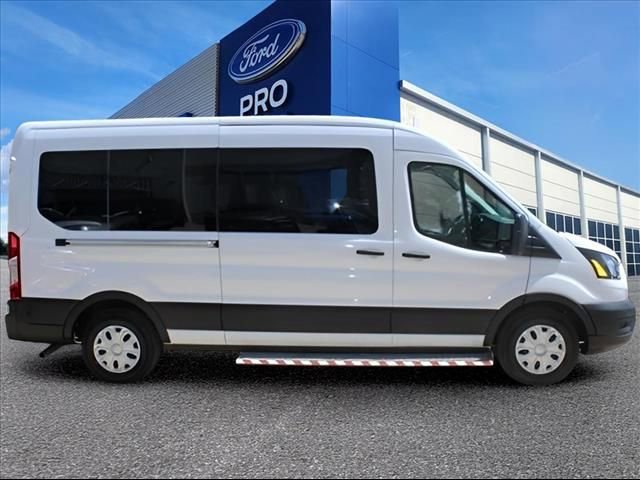 Used 2024 Ford Transit 350 XL image 2