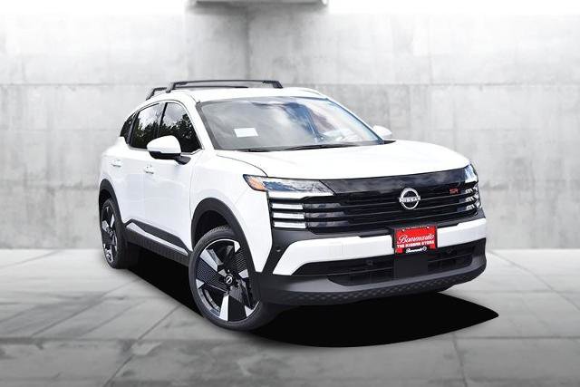 New 2025 Nissan Kicks SR image 2