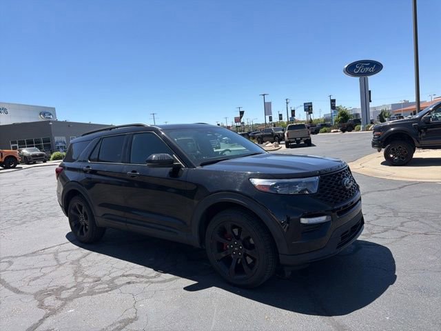 Used 2021 Ford Explorer ST w/ Equipment Group 401A AWD/4WD image 2