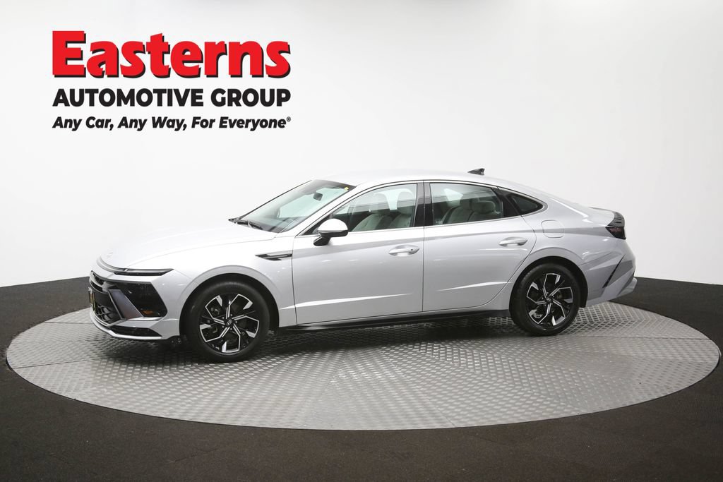 Used 2025 Hyundai Sonata SEL FWD image 58