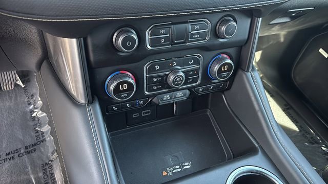 Used 2024 Chevrolet Tahoe Premier RWD image 30