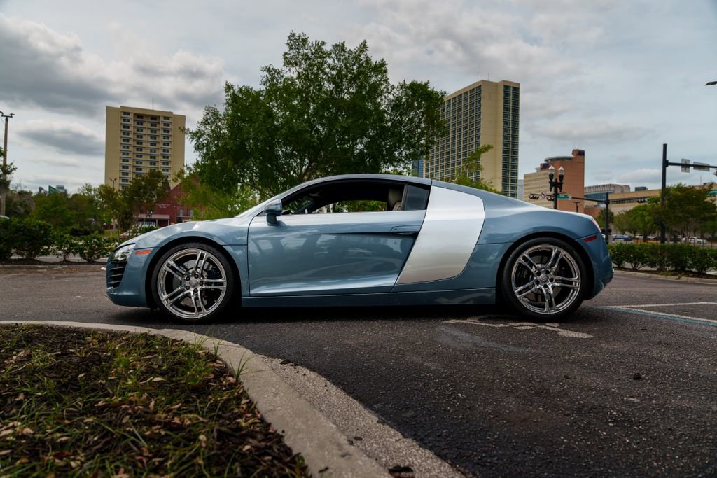 Used 2010 Audi R8 V8 AWD/4WD image 8