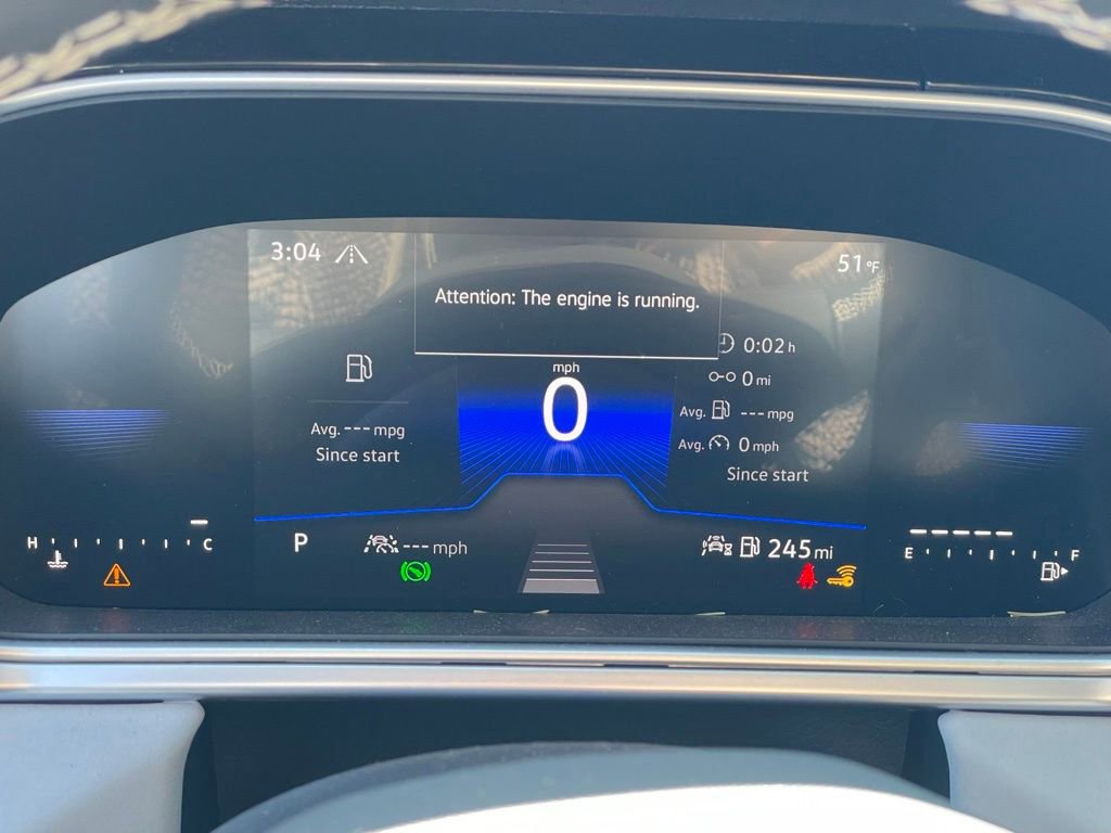 Certified 2025 Volkswagen Taos SE image 16