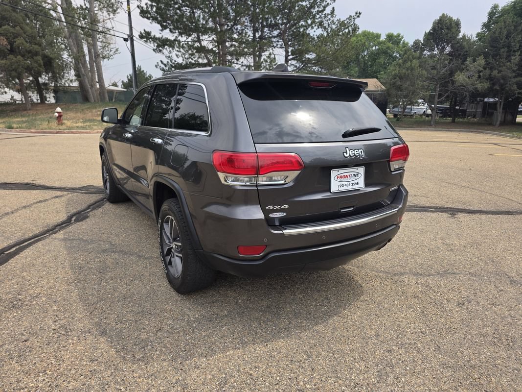Used 2017 Jeep Grand Cherokee Limited AWD/4WD image 4