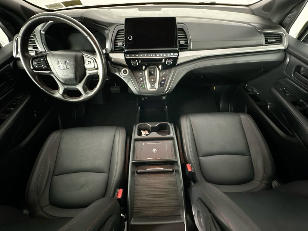 Used 2025 Honda Odyssey Sport-L image 10